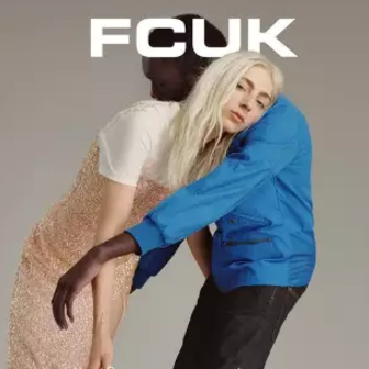 对就是那家叫FCUK的店  FRENCH CONNECTION英伦范儿女装