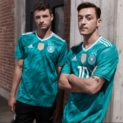 adidas 2018德国国家队球衣