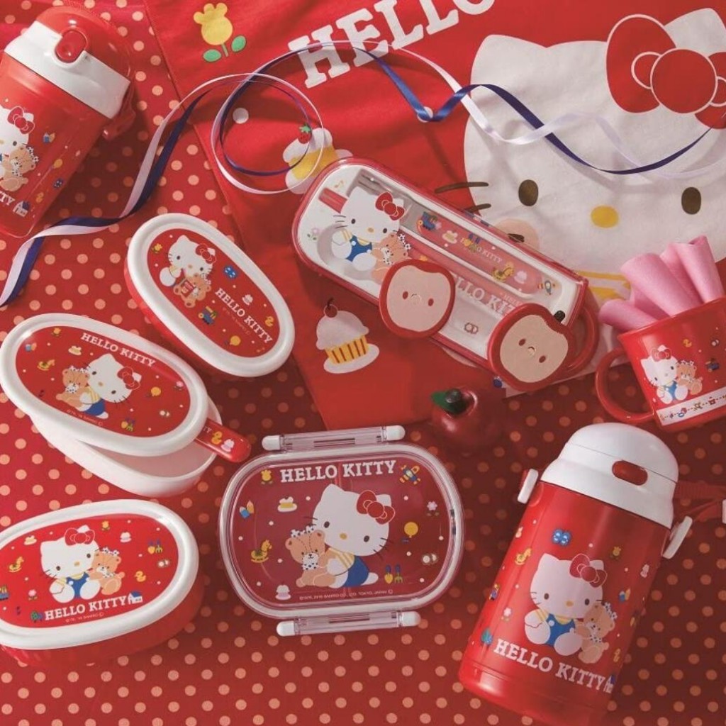 据说用漂亮餐具更下饭哦！Skater Sanrio Hello Kitty便当盒