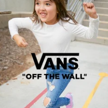 打造时尚造型 Vans儿童潮流板鞋及服饰