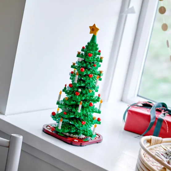 乐高年年热卖的圣诞限定！点缀佳节气息！LEGO 乐高40573 圣诞树
