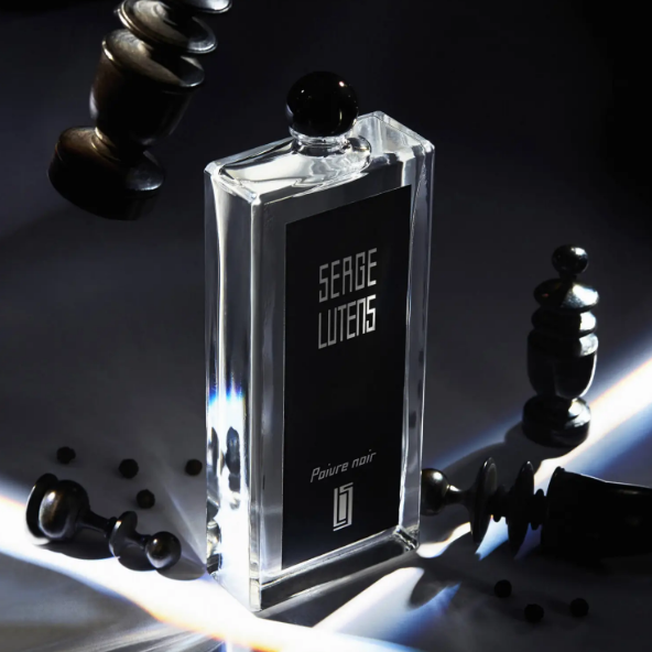 Serge Lutens以香水传递情感记忆！全新黑色礼服系列Poivre Noire「黑胡椒」惊艳感官 ！50ml装