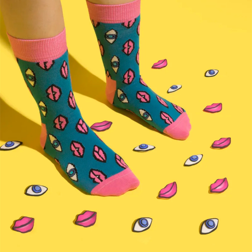 从袜子开始展现你的不凡品味！斑斓彩袜Happy Socks