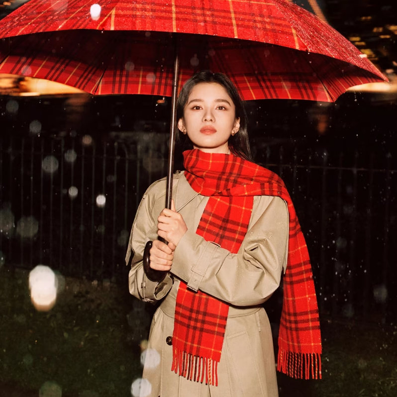 英伦符号，焕新演绎！Burberry巴宝莉