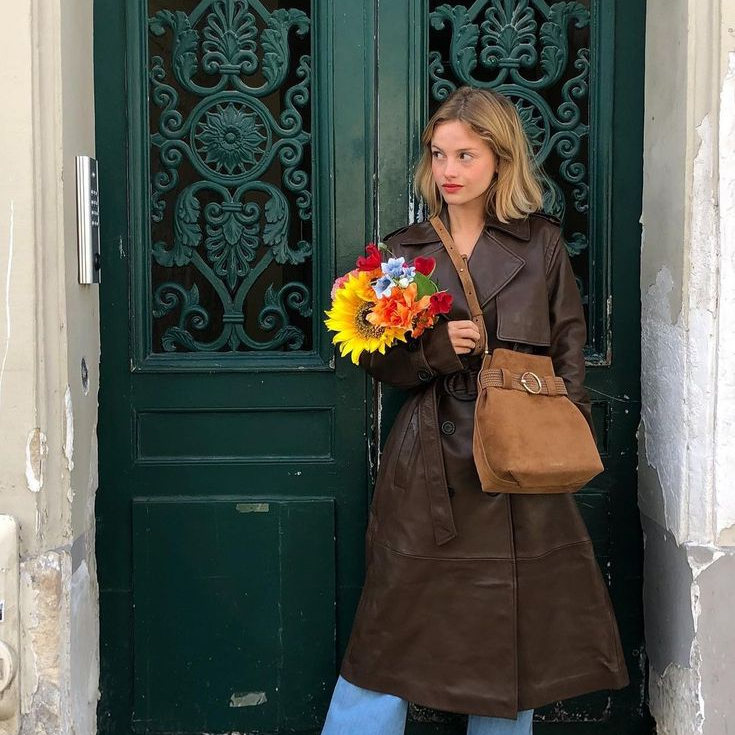 💐就像走进了巴黎街角的旧书店~ Claudie Pierlot官网