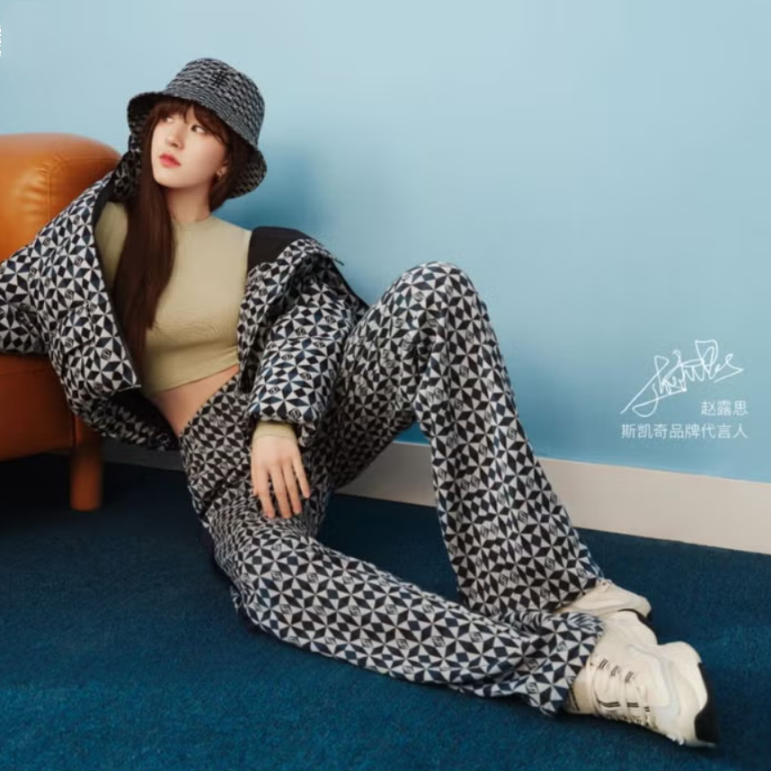 全球走红的“丑”鞋👞Skechers 斯凯奇