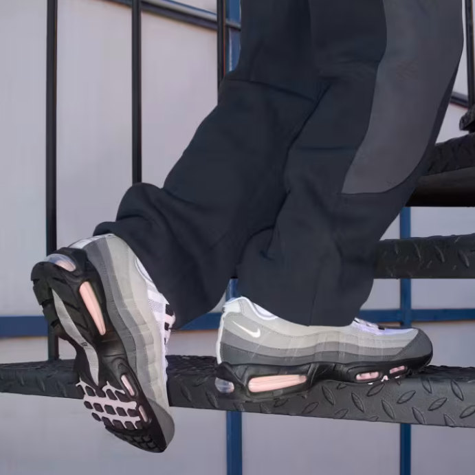 ✔️帅气对勾来袭~Nike 耐克运动服饰