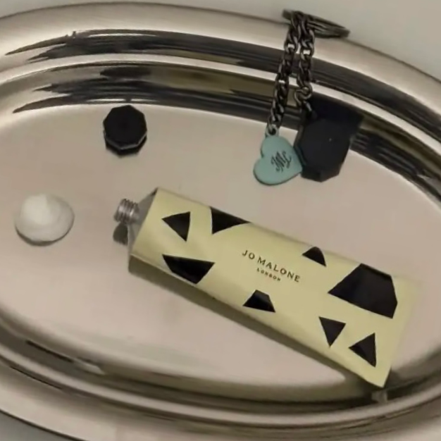 护手+香氛+抗老三合一🌹Jo Malone London/祖马龙「牡丹与胭红麂绒护手霜」